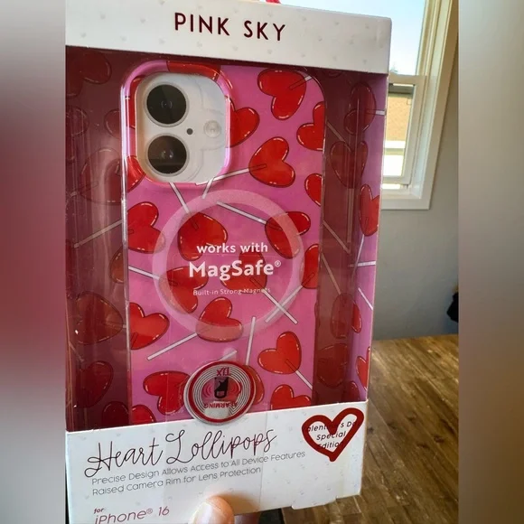 NEW - Valentine’s Special Edition Heart Lollipops iPhone 16 Case MagSafe - Picture 2 of 3
